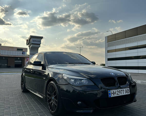 Синий БМВ 5 Серия, объемом двигателя 4.8 л и пробегом 52 тыс. км за 12300 $, фото 1 на Automoto.ua