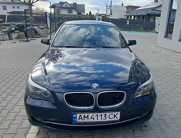 Синий БМВ 5 Серия, объемом двигателя 2 л и пробегом 296 тыс. км за 9200 $, фото 1 на Automoto.ua