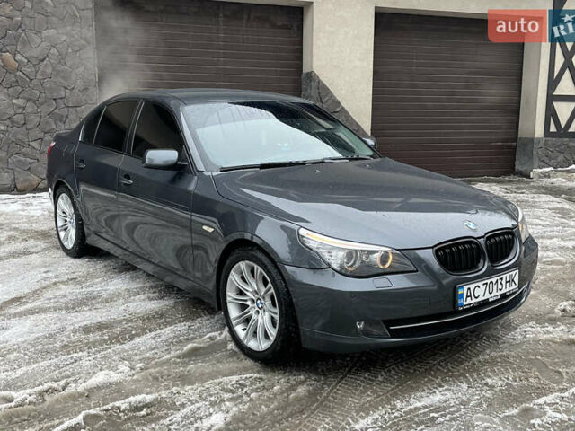 Синий БМВ 5 Серия, объемом двигателя 2 л и пробегом 207 тыс. км за 10700 $, фото 1 на Automoto.ua