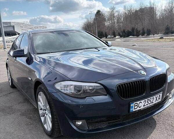 Синий БМВ 5 Серия, объемом двигателя 2.99 л и пробегом 335 тыс. км за 15300 $, фото 1 на Automoto.ua