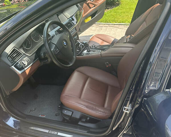 Синій БМВ 5 Серія, об'ємом двигуна 2 л та пробігом 271 тис. км за 13000 $, фото 1 на Automoto.ua