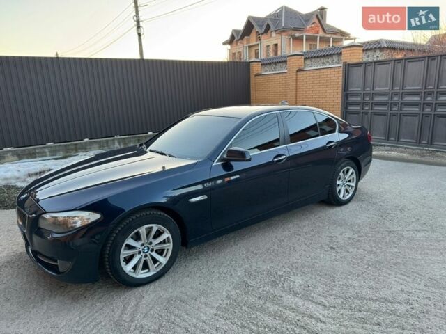 Синий БМВ 5 Серия, объемом двигателя 2.5 л и пробегом 237 тыс. км за 13000 $, фото 1 на Automoto.ua