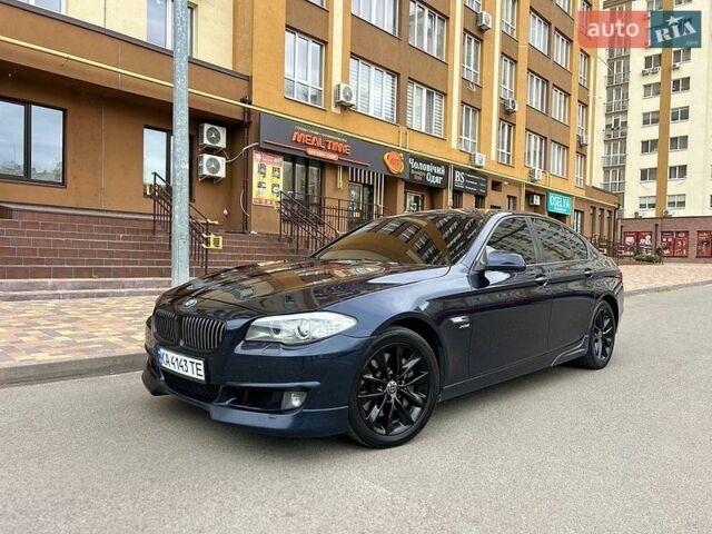 Синий БМВ 5 Серия, объемом двигателя 2.99 л и пробегом 143 тыс. км за 12300 $, фото 1 на Automoto.ua