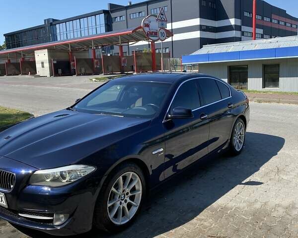 Синий БМВ 5 Серия, объемом двигателя 3 л и пробегом 210 тыс. км за 14500 $, фото 1 на Automoto.ua