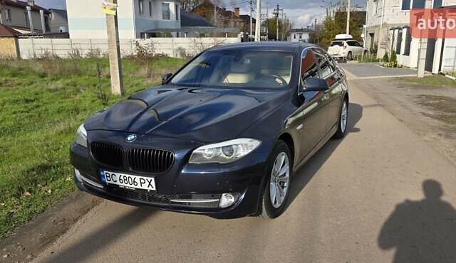 Синій БМВ 5 Серія, об'ємом двигуна 2 л та пробігом 236 тис. км за 11200 $, фото 1 на Automoto.ua