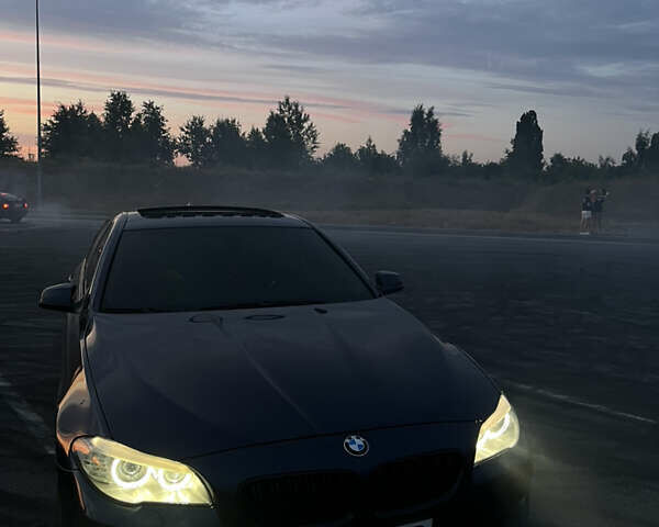 Синій БМВ 5 Серія, об'ємом двигуна 2 л та пробігом 230 тис. км за 13000 $, фото 1 на Automoto.ua