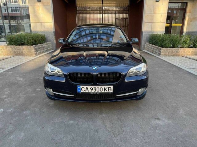 Синий БМВ 5 Серия, объемом двигателя 2 л и пробегом 210 тыс. км за 12999 $, фото 1 на Automoto.ua