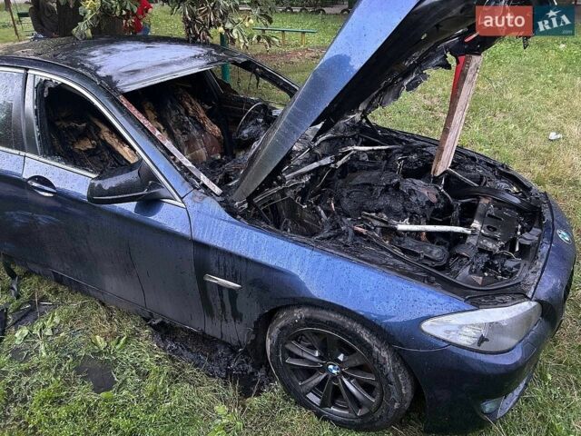 Синий БМВ 5 Серия, объемом двигателя 2 л и пробегом 250 тыс. км за 3500 $, фото 1 на Automoto.ua