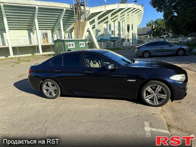 Синий БМВ 5 Серия, объемом двигателя 3 л и пробегом 215 тыс. км за 12800 $, фото 1 на Automoto.ua