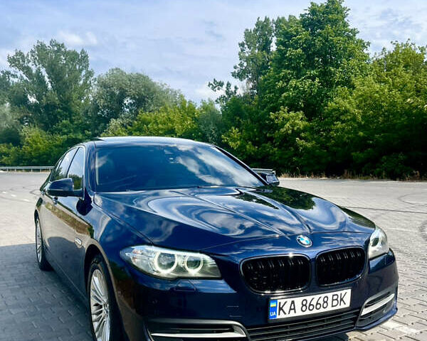 Синій БМВ 5 Серія, об'ємом двигуна 2 л та пробігом 223 тис. км за 17400 $, фото 1 на Automoto.ua