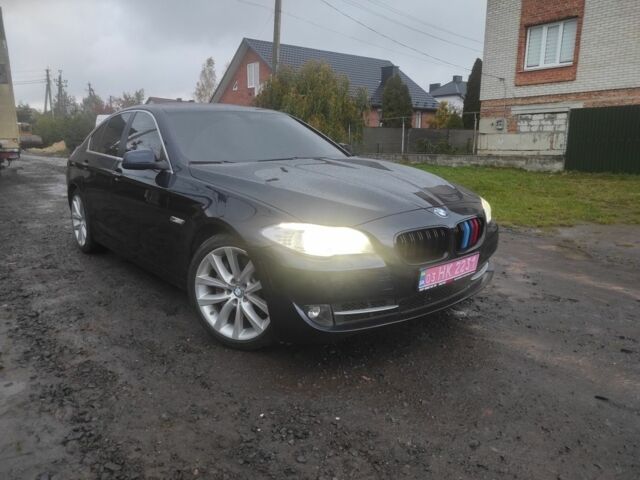 Синий БМВ 5 Серия, объемом двигателя 3 л и пробегом 194 тыс. км за 12000 $, фото 1 на Automoto.ua