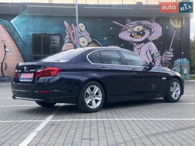 Синій БМВ 5 Серія, об'ємом двигуна 2 л та пробігом 160 тис. км за 16700 $, фото 1 на Automoto.ua