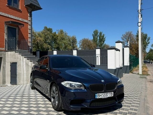 Синій БМВ 5 Серія, об'ємом двигуна 2 л та пробігом 240 тис. км за 12500 $, фото 1 на Automoto.ua