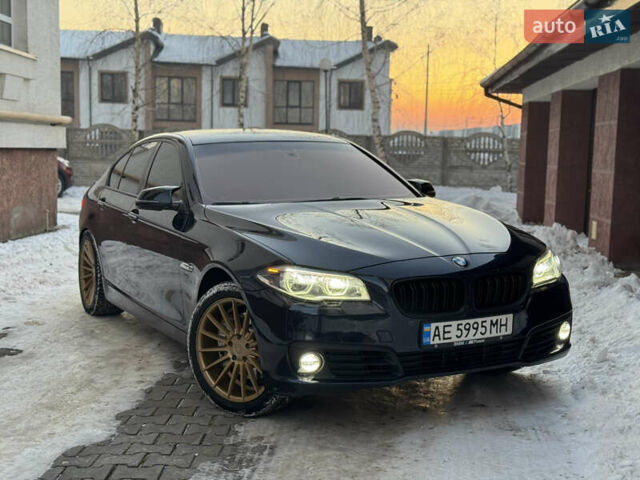 Синий БМВ 5 Серия, объемом двигателя 3 л и пробегом 350 тыс. км за 15999 $, фото 1 на Automoto.ua