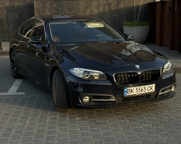 Синий БМВ 5 Серия, объемом двигателя 3 л и пробегом 164 тыс. км за 16500 $, фото 1 на Automoto.ua