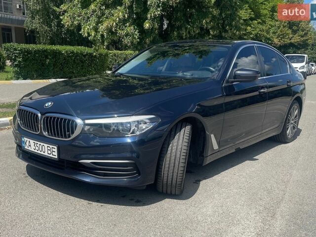 Синій БМВ 5 Серія, об'ємом двигуна 2 л та пробігом 313 тис. км за 27000 $, фото 1 на Automoto.ua