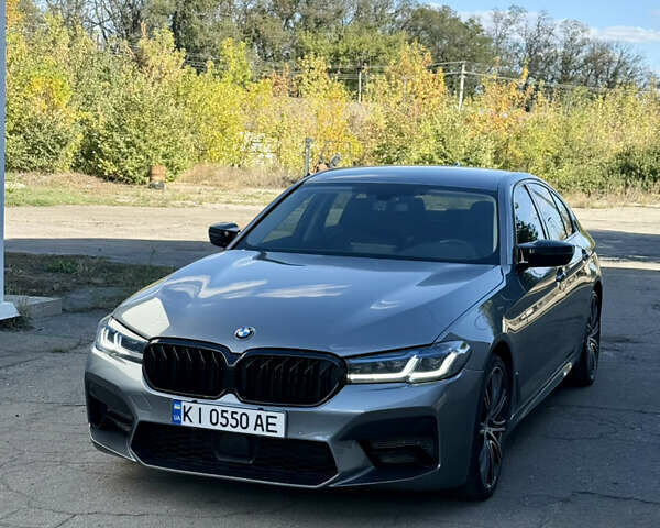 Синий БМВ 5 Серия, объемом двигателя 2 л и пробегом 133 тыс. км за 26800 $, фото 1 на Automoto.ua