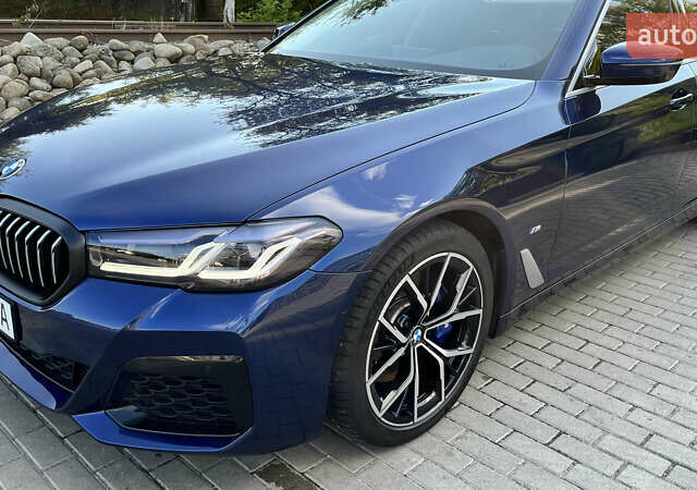 Синий БМВ 5 Серия, объемом двигателя 2 л и пробегом 57 тыс. км за 49950 $, фото 1 на Automoto.ua