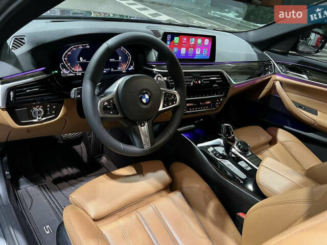 Синій БМВ 5 Серія, об'ємом двигуна 3 л та пробігом 70 тис. км за 55000 $, фото 1 на Automoto.ua