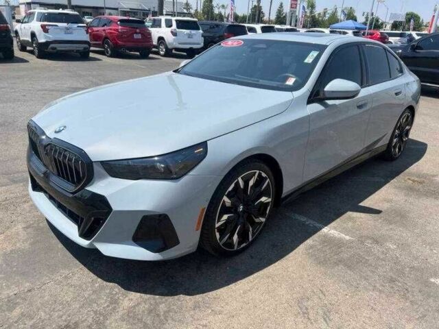 Синий БМВ 5 Серия, объемом двигателя 2 л и пробегом 9 тыс. км за 29500 $, фото 1 на Automoto.ua