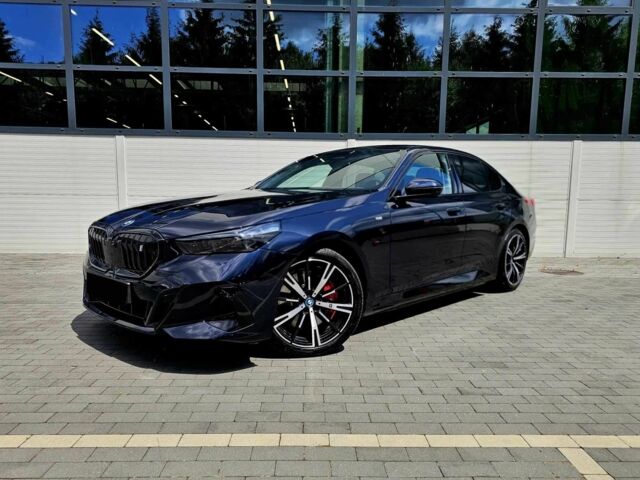 БМВ 5 Серия 2025 в Черновцах на Automoto.ua Синий БМВ 5 Серия, объемом двигателя 0 л и пробегом 2 тыс. км за 28000 $, фото 1 на Automoto.ua