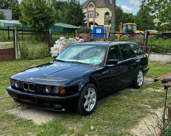 Синий БМВ 5 Серия, объемом двигателя 2.8 л и пробегом 324 тыс. км за 6400 $, фото 1 на Automoto.ua