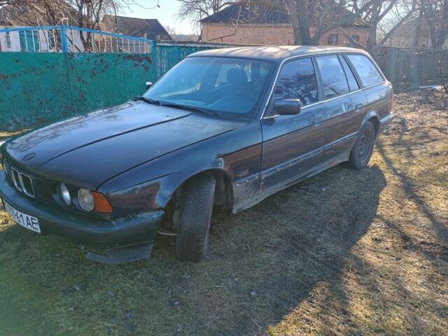 Синий БМВ 5 Серия, объемом двигателя 2.5 л и пробегом 100 тыс. км за 1100 $, фото 1 на Automoto.ua