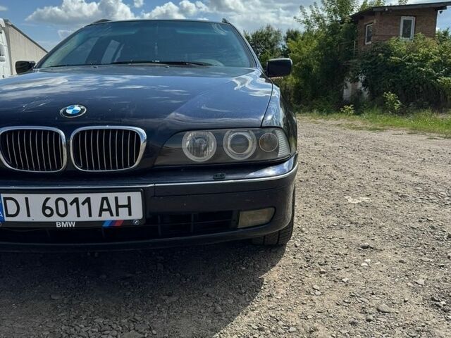 Синий БМВ 5 Серия, объемом двигателя 2.5 л и пробегом 424 тыс. км за 3650 $, фото 1 на Automoto.ua