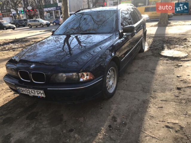 Синий БМВ 5 Серия, объемом двигателя 2.93 л и пробегом 487 тыс. км за 4600 $, фото 1 на Automoto.ua