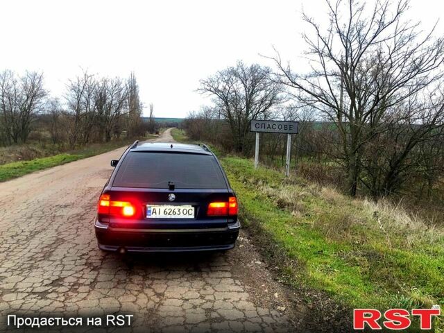 Синій БМВ 5 Серія, об'ємом двигуна 2.9 л та пробігом 0 тис. км за 3700 $, фото 1 на Automoto.ua