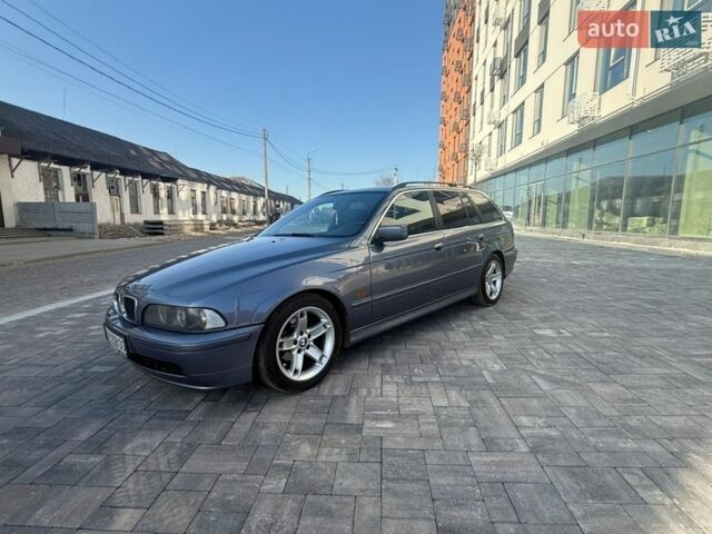 Синий БМВ 5 Серия, объемом двигателя 2.5 л и пробегом 318 тыс. км за 6200 $, фото 1 на Automoto.ua
