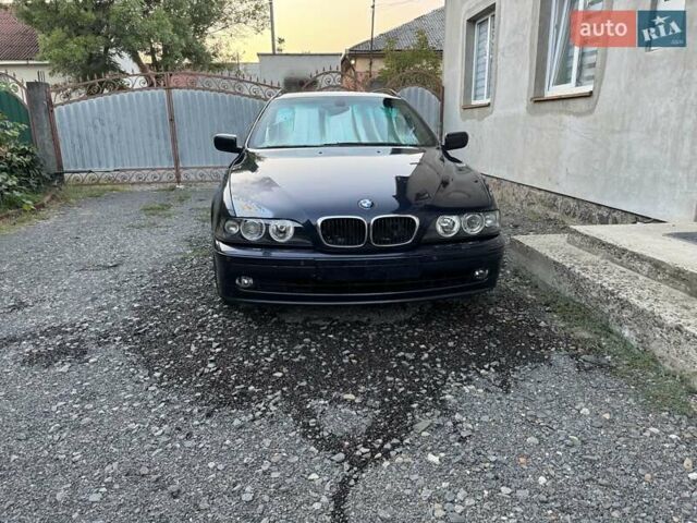 Синий БМВ 5 Серия, объемом двигателя 3 л и пробегом 327 тыс. км за 5500 $, фото 1 на Automoto.ua