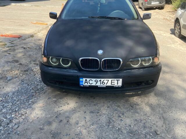 Синій БМВ 5 Серія, об'ємом двигуна 2 л та пробігом 276 тис. км за 3200 $, фото 1 на Automoto.ua