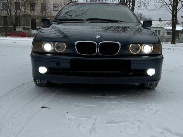 Синий БМВ 5 Серия, объемом двигателя 2 л и пробегом 420 тыс. км за 3000 $, фото 1 на Automoto.ua