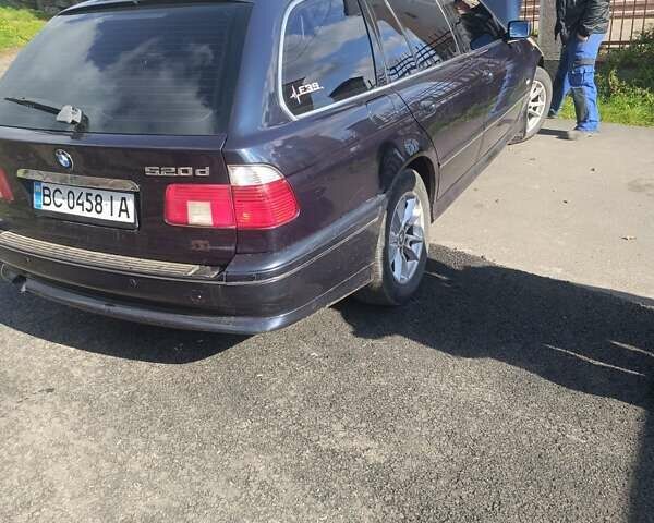 Синий БМВ 5 Серия, объемом двигателя 1.95 л и пробегом 315 тыс. км за 3900 $, фото 1 на Automoto.ua