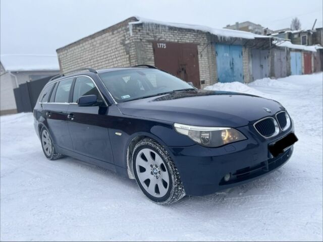 Синий БМВ 5 Серия, объемом двигателя 3 л и пробегом 258 тыс. км за 4480 $, фото 1 на Automoto.ua