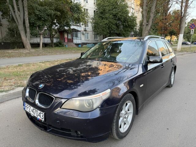 Синий БМВ 5 Серия, объемом двигателя 3 л и пробегом 258 тыс. км за 3511 $, фото 1 на Automoto.ua