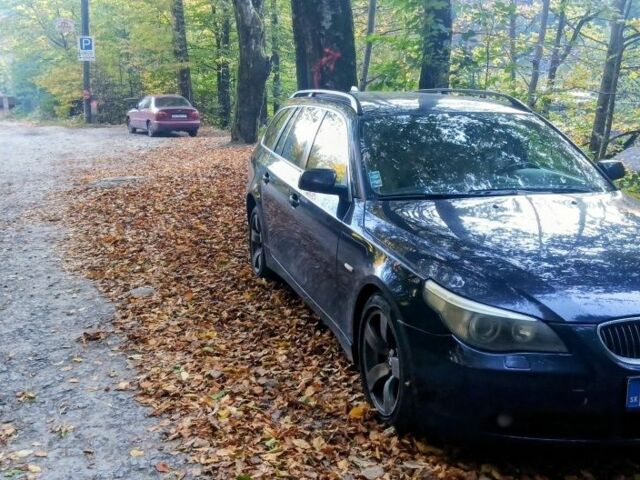 Синий БМВ 5 Серия, объемом двигателя 3 л и пробегом 386 тыс. км за 5728 $, фото 1 на Automoto.ua
