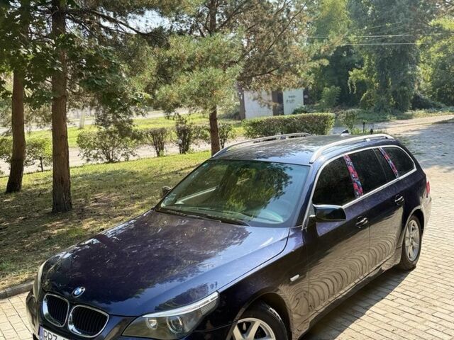 Синий БМВ 5 Серия, объемом двигателя 3 л и пробегом 300 тыс. км за 3763 $, фото 1 на Automoto.ua