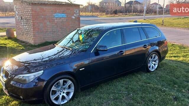 Синий БМВ 5 Серия, объемом двигателя 2.99 л и пробегом 330 тыс. км за 8500 $, фото 1 на Automoto.ua