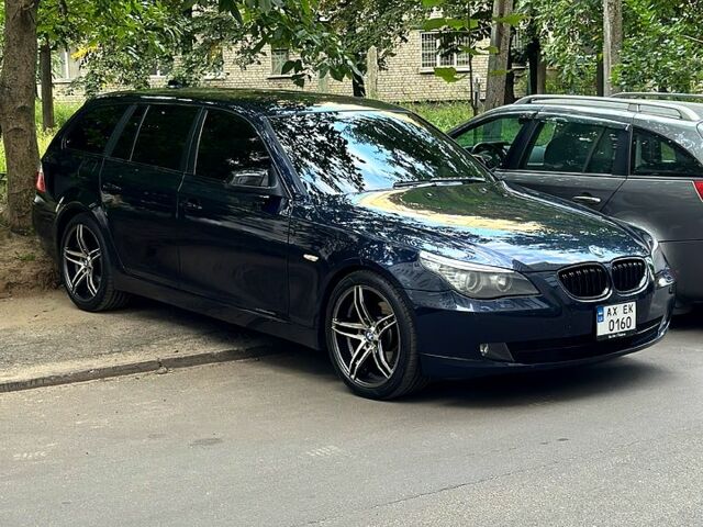 Синій БМВ 5 Серія, об'ємом двигуна 2 л та пробігом 315 тис. км за 9000 $, фото 1 на Automoto.ua