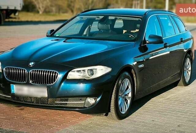 Синий БМВ 5 Серия, объемом двигателя 3 л и пробегом 230 тыс. км за 14036 $, фото 1 на Automoto.ua