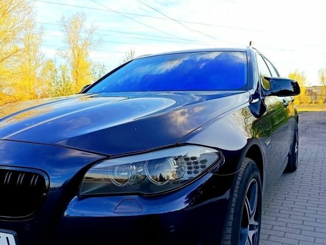 Синій БМВ 5 Серія, об'ємом двигуна 2 л та пробігом 344 тис. км за 12799 $, фото 1 на Automoto.ua