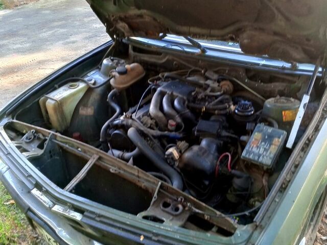 Зеленый БМВ 5 Серия, объемом двигателя 2 л и пробегом 262 тыс. км за 1000 $, фото 1 на Automoto.ua