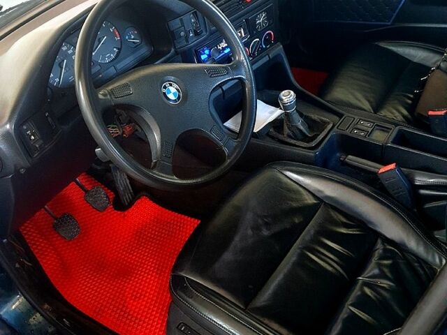 Зеленый БМВ 5 Серия, объемом двигателя 2 л и пробегом 300 тыс. км за 2000 $, фото 1 на Automoto.ua