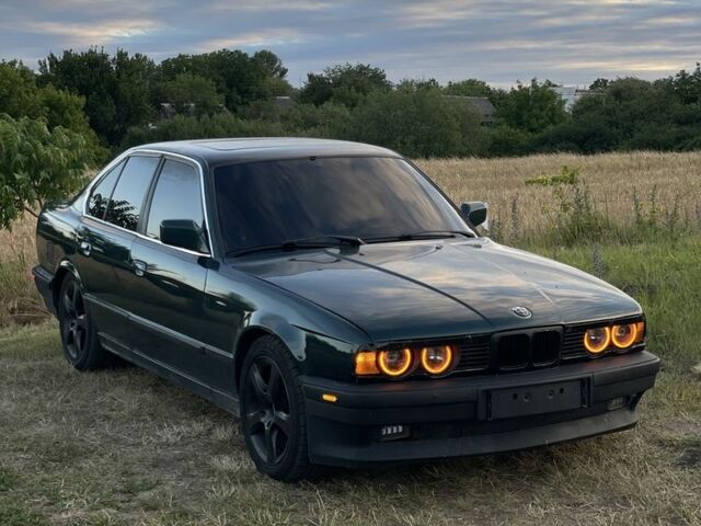 Зеленый БМВ 5 Серия, объемом двигателя 2.5 л и пробегом 480 тыс. км за 3099 $, фото 1 на Automoto.ua