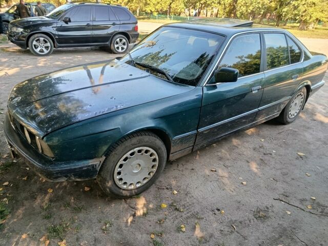 Зеленый БМВ 5 Серия, объемом двигателя 2.5 л и пробегом 135 тыс. км за 2200 $, фото 1 на Automoto.ua