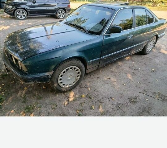 Зелений БМВ 5 Серія, об'ємом двигуна 2.5 л та пробігом 100 тис. км за 1650 $, фото 1 на Automoto.ua