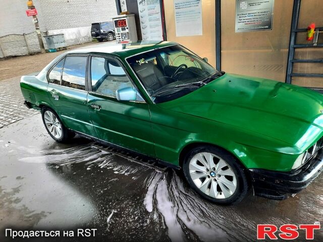 Зеленый БМВ 5 Серия, объемом двигателя 2.5 л и пробегом 545 тыс. км за 1550 $, фото 1 на Automoto.ua