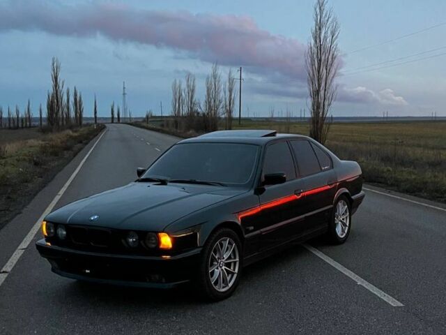 Зелений БМВ 5 Серія, об'ємом двигуна 2.5 л та пробігом 420 тис. км за 5500 $, фото 1 на Automoto.ua